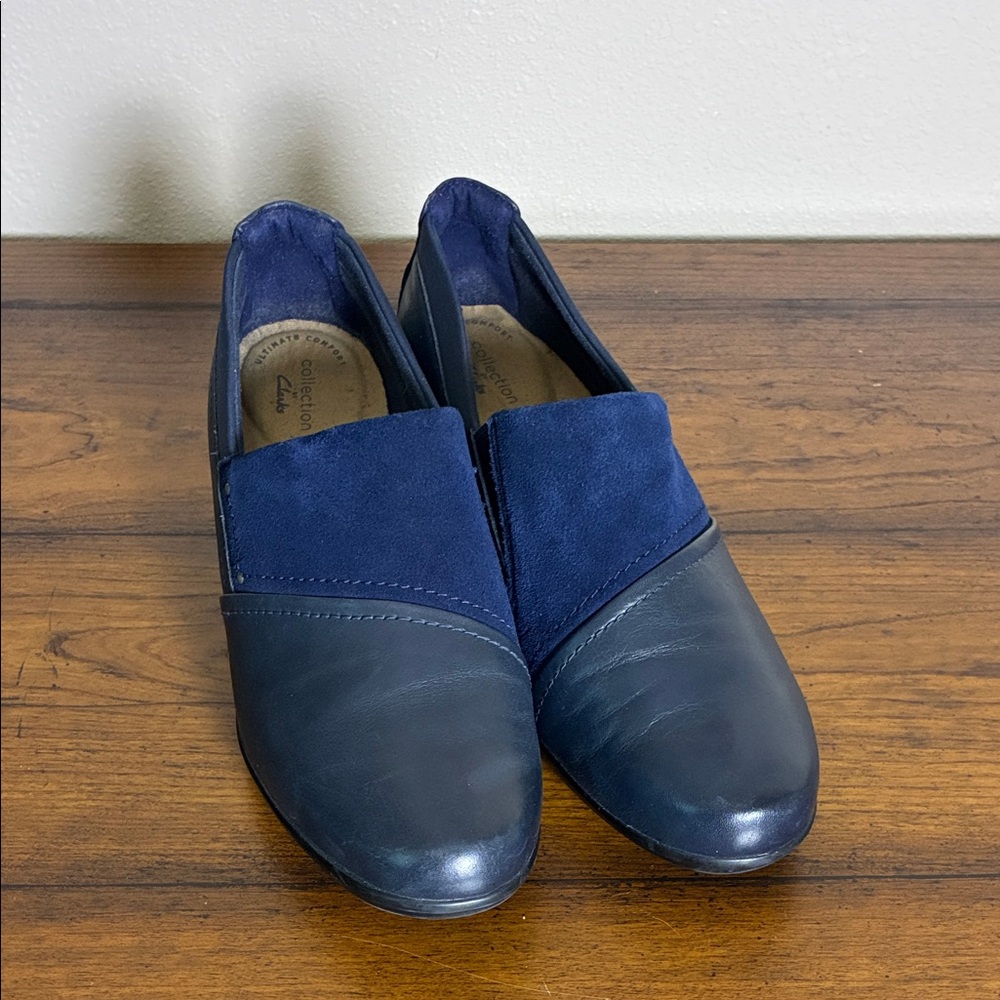 CLARKS Collection Women 8.5M‎ Navy Leather Chelsea Pumps Office Comfort Classic